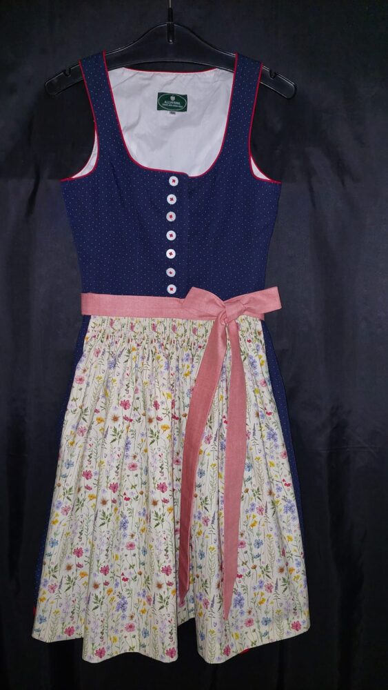 Dirndlschürzen-Workshop bei Stoff&Chic in Klagenfurt