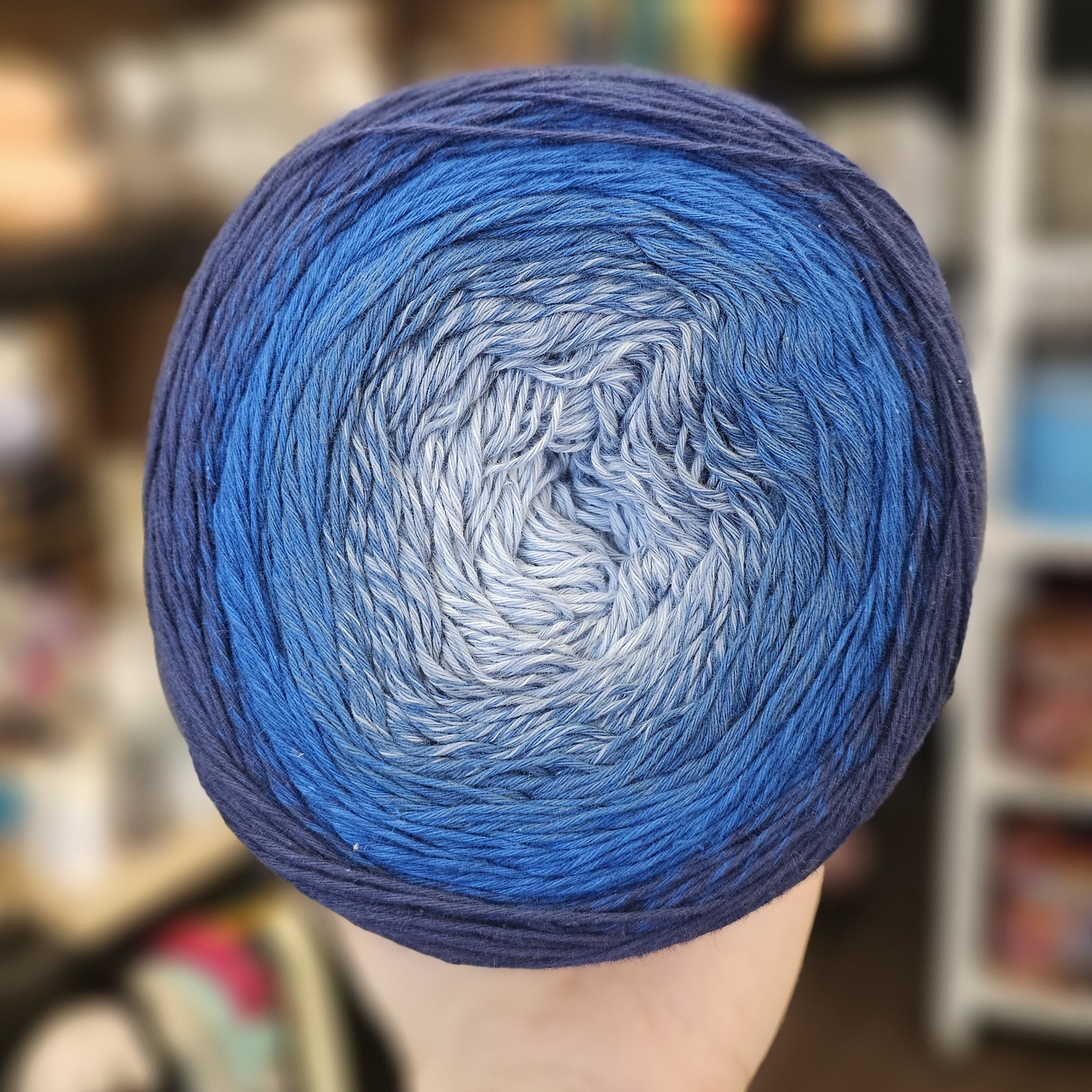 Strickpaket Dreieckstuch "be creative, be you" – Bild 6